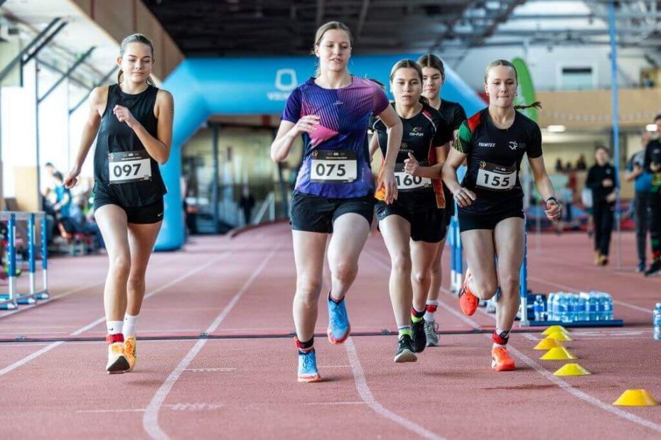 Panevėžio sporto centro ugdytinės – žiemos akvatlono taurės prizininkės