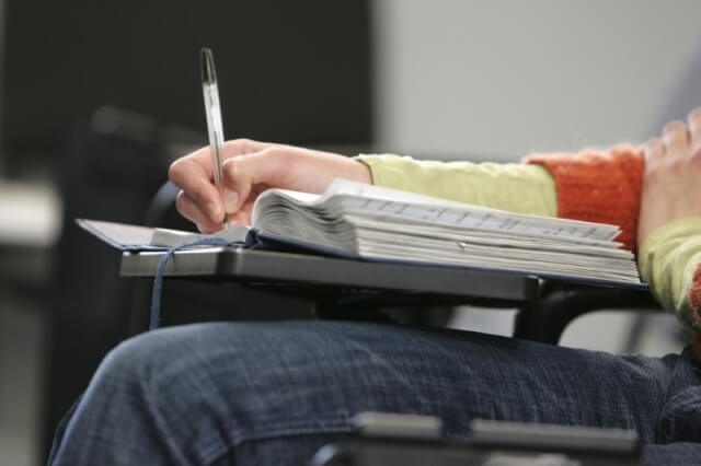 Per pirmąsias dvi vienuoliktokų lietuvių kalbos ir literatūros patikrinimo dienas fiksuota 90 sistemos sutrikimo atvejų