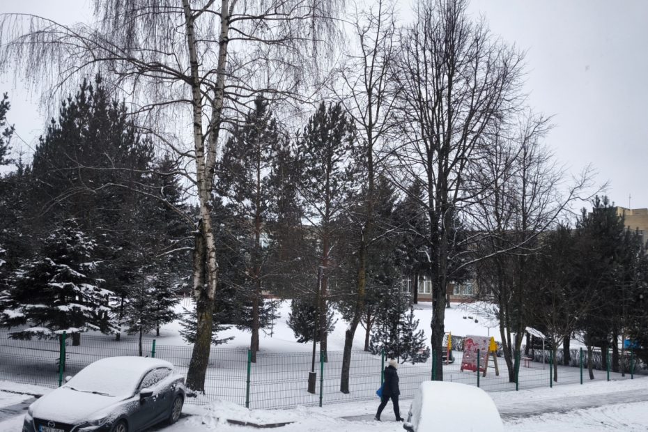 Sinoptikai: dieną Lietuvoje daug kur sniegas