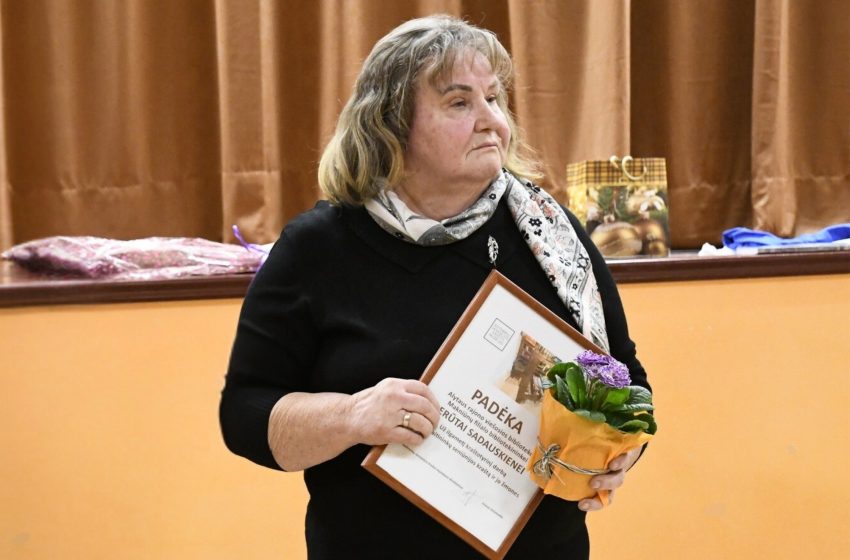 Retu vardu pavadinta Makniūnų bibliotekininkė Berūta Sadauskienė 40 metų paskyrė kultūrai ir žmonėms