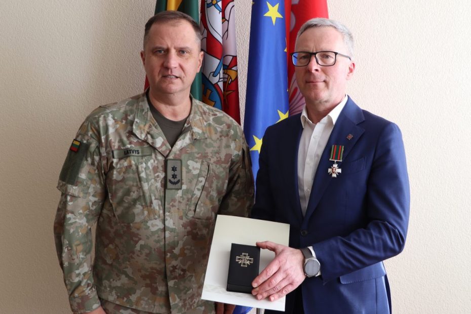 Rajono vadovui – Lietuvos šaulių sąjungos apdovanojimas (1)