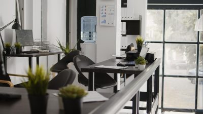 Emocinė savijauta ofise: kaip išlikti ramiam ir produktyviam?