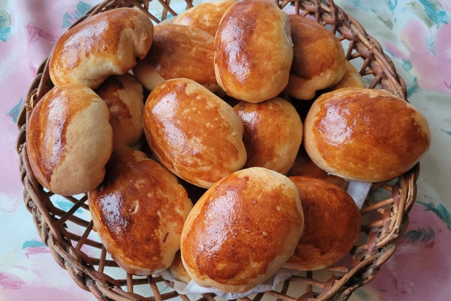 Skaniausios mielinės bandelės su lašinukais