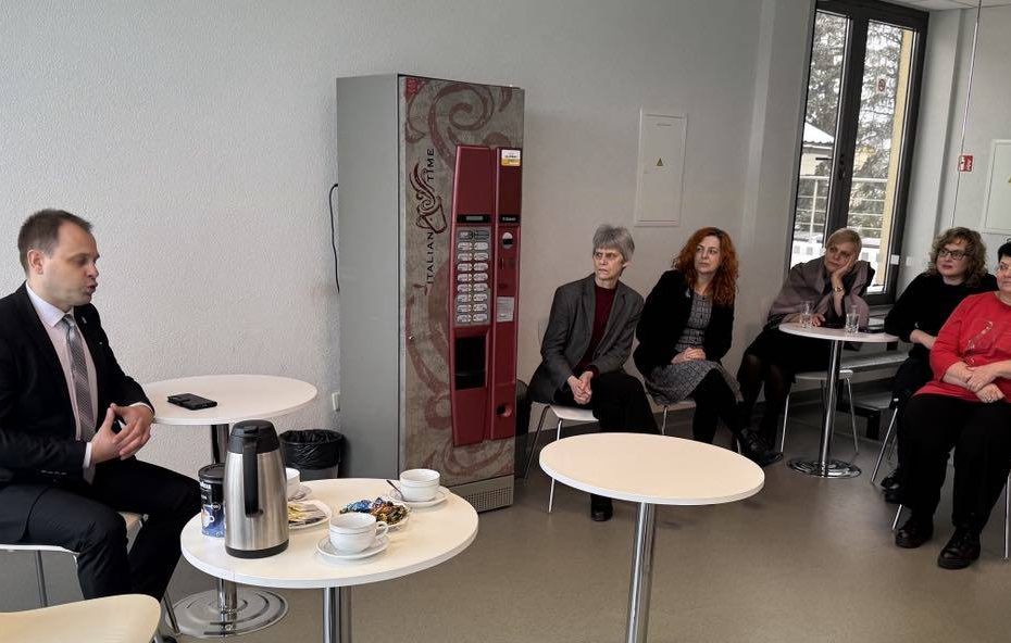 LR SEIMO NARIO TADO BARAUSKO VIZITAS ZARASŲ VIEŠOJOJE BIBLIOTEKOJE