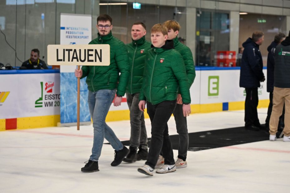 Lietuvos bavariško akmenslydžio rinktinė triumfavo Austrijoje ir pakilo į pasaulio čempionato elitą