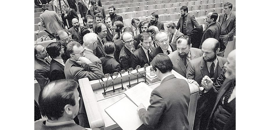1990 m. kovo 11-oji: kaip buvo atkurta Lietuvos Nepriklausomybė?