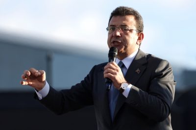 Įkalintas R. T. Erdogano varžovas E. Imamoglu išrinktas kandidatu į prezidentus