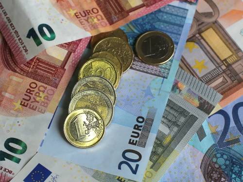 Oro kondicionierių priežiūra ir remontas kainuos per 11 tūkst.eurų