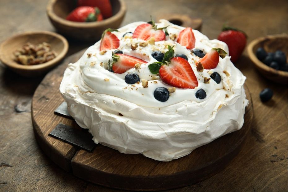 Pavlova – svajonių tortas. Kaip išgauti tobulą rezultatą?