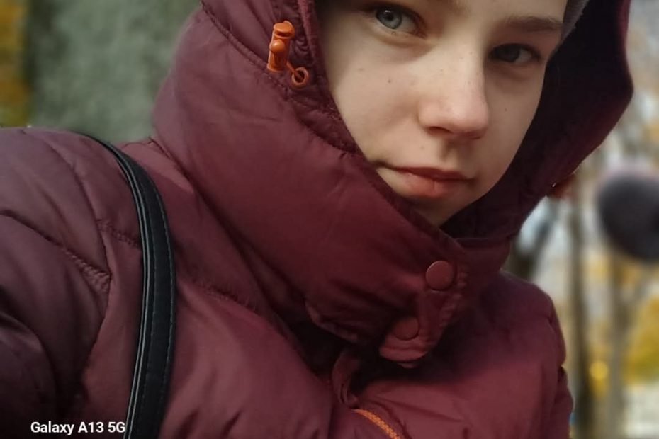 Netoli Viešvilės dingo mergaitė – prašo pagalbos surandant