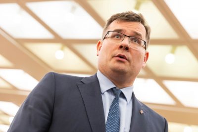 L. Kasčiūnas siūlo kovojant su penktąja kolona peržiūrėti BK: jį reikėtų pritaikyti šiandieninėms realijoms