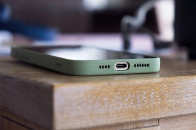 Senų telefonų pardavimas: kaip uždirbti pinigų iš nenaudojamų įrenginių?