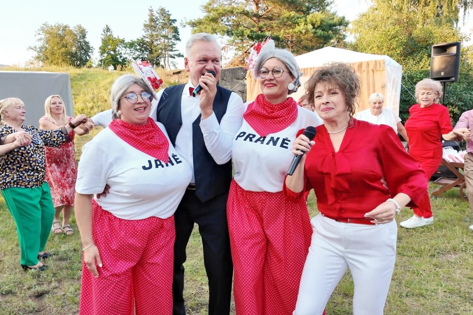 Grupė „Romantikai” koncertavo Gegutės kaime (video)