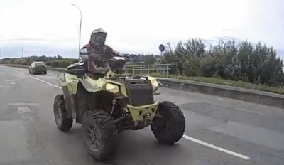 Pasprukęs keturračio vairuotojas atsakomybės neišvengs
