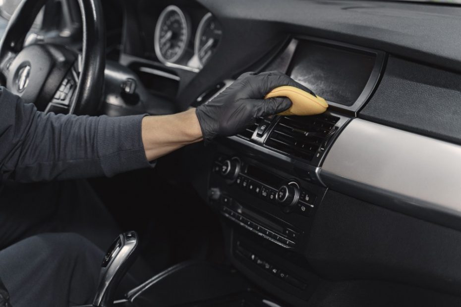 Autochemija Kaune: kur ieškoti kokybiškų priemonių automobiliui?