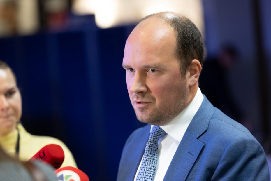 ES ir JAV prekybos susitarimą ekspertai vertina dvejopai: eksportuotojams teks kažką paaukoti