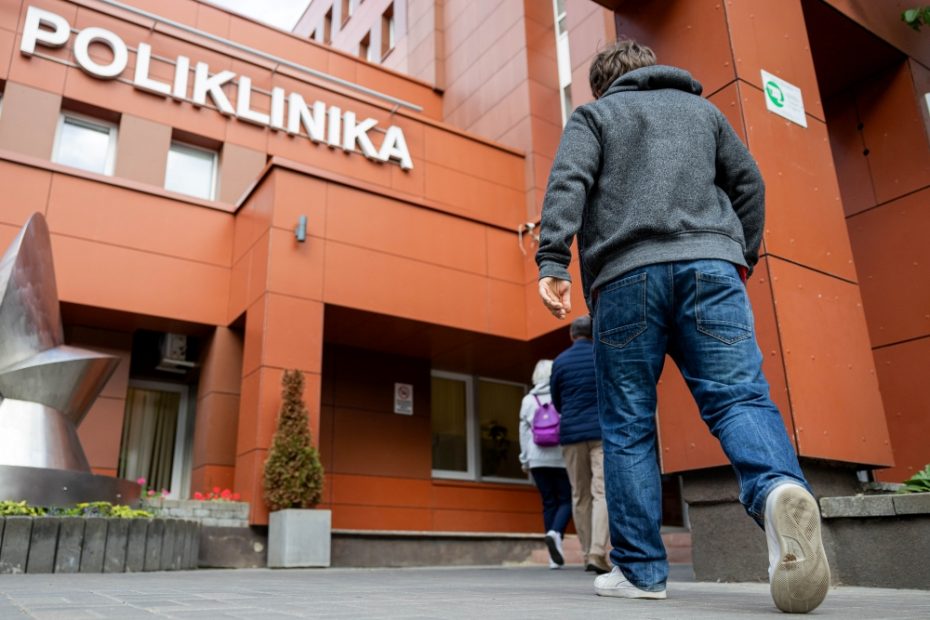 Tyrimas: dauguma gyventojų nepritaria siūlymui naikinti priemokas