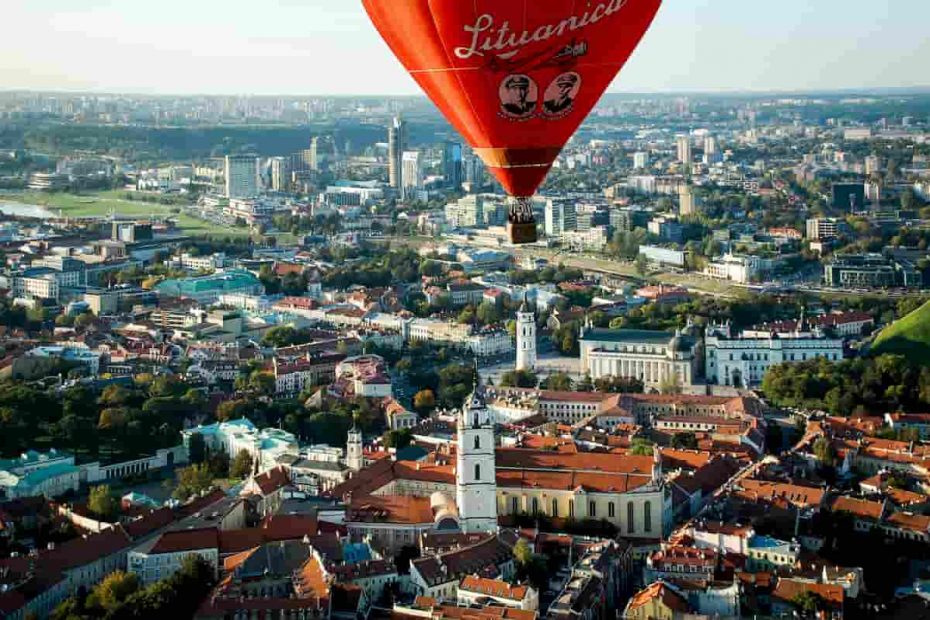 Ką aplankyti Lietuvoje 2025 m.: išsamus vadovas po šalies lankytinas vietas
