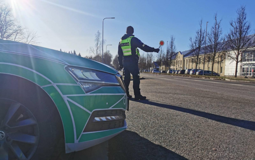 Policijos prevencinės priemonės šalies keliuose rugpjūčio mėnesį