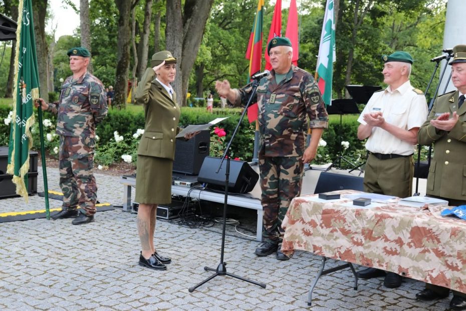 Šventės dieną Jurbarko kuopą papildė nauji šauliai