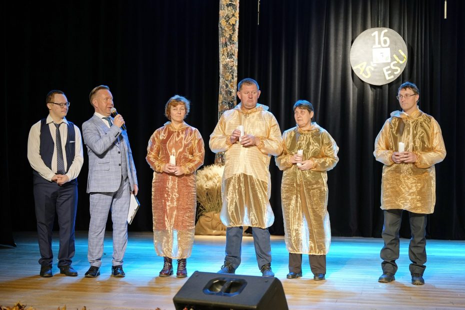 Lietuvos sutrikusio intelekto žmonių globos bendrijos “Viltis” 16-asis renginys Dauguose „Aš esu”(foto+video)