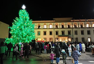 Varėnos Kalėdų eglės įžiebimo šventė 2025 12 12 (foto+video)